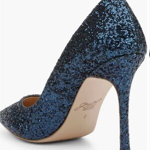 Jewel Badgley Mischka